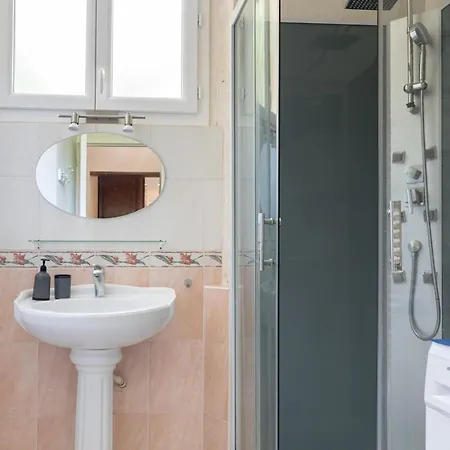 L'ancienne Gare D'issigeac,piscine,grand Terrain,4 Personnes * Issigeac