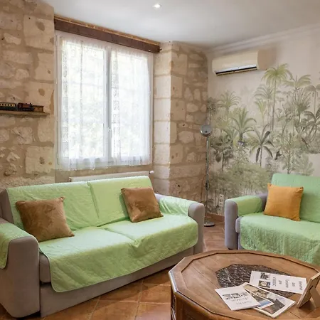 L'ancienne Gare D'issigeac,piscine,grand Terrain,4 Personnes Holiday home Issigeac