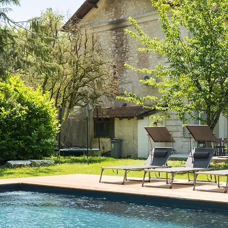 L'ancienne Gare D'issigeac,piscine,grand Terrain,4 Personnes Issigeac