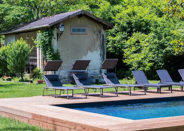 L'ancienne Gare D'issigeac,piscine,grand Terrain,4 Personnes